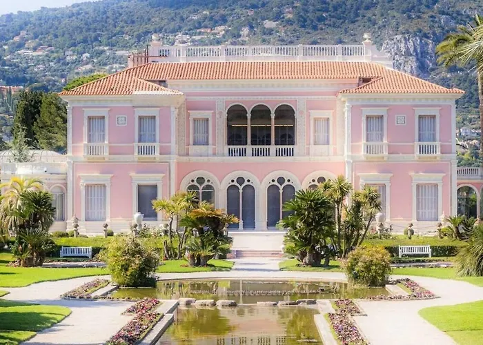 Monaco Seaview Border - 1bdr Flat - 2beds - 4 Guests